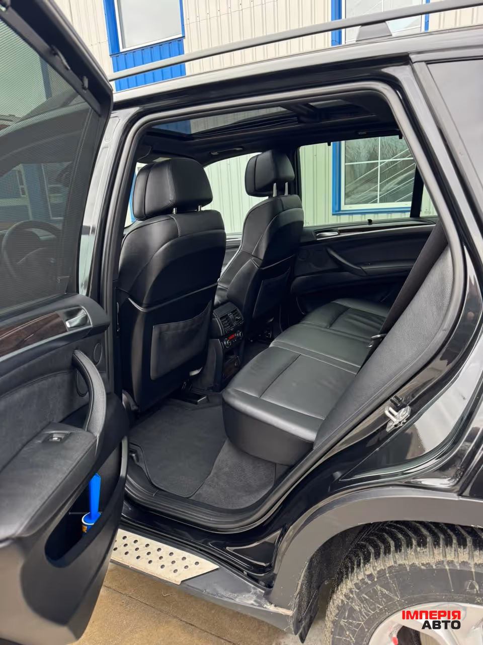 BMW X5 - фото 7