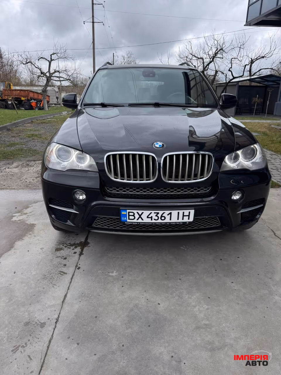 BMW X5 - фото 1