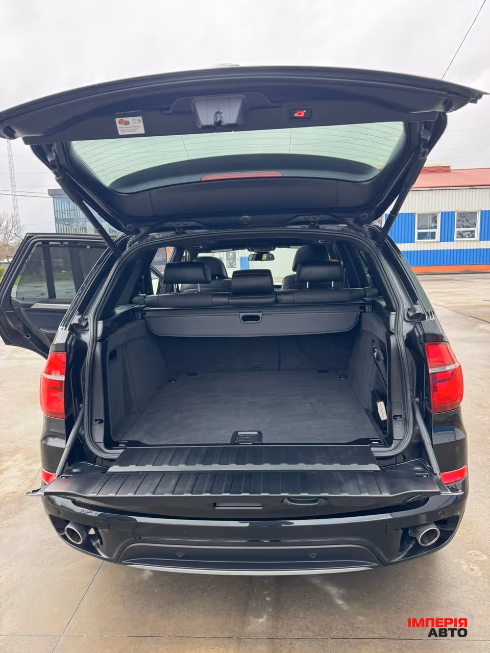 BMW X5 - фото 6