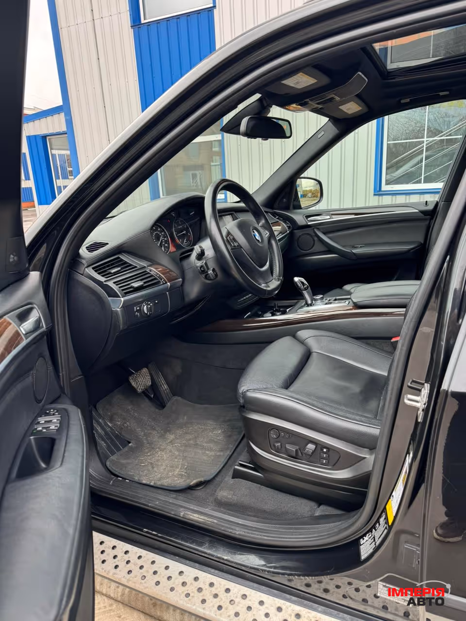 BMW X5 - фото 9