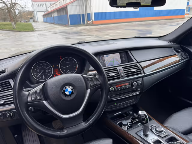 BMW X5 - зображення 3