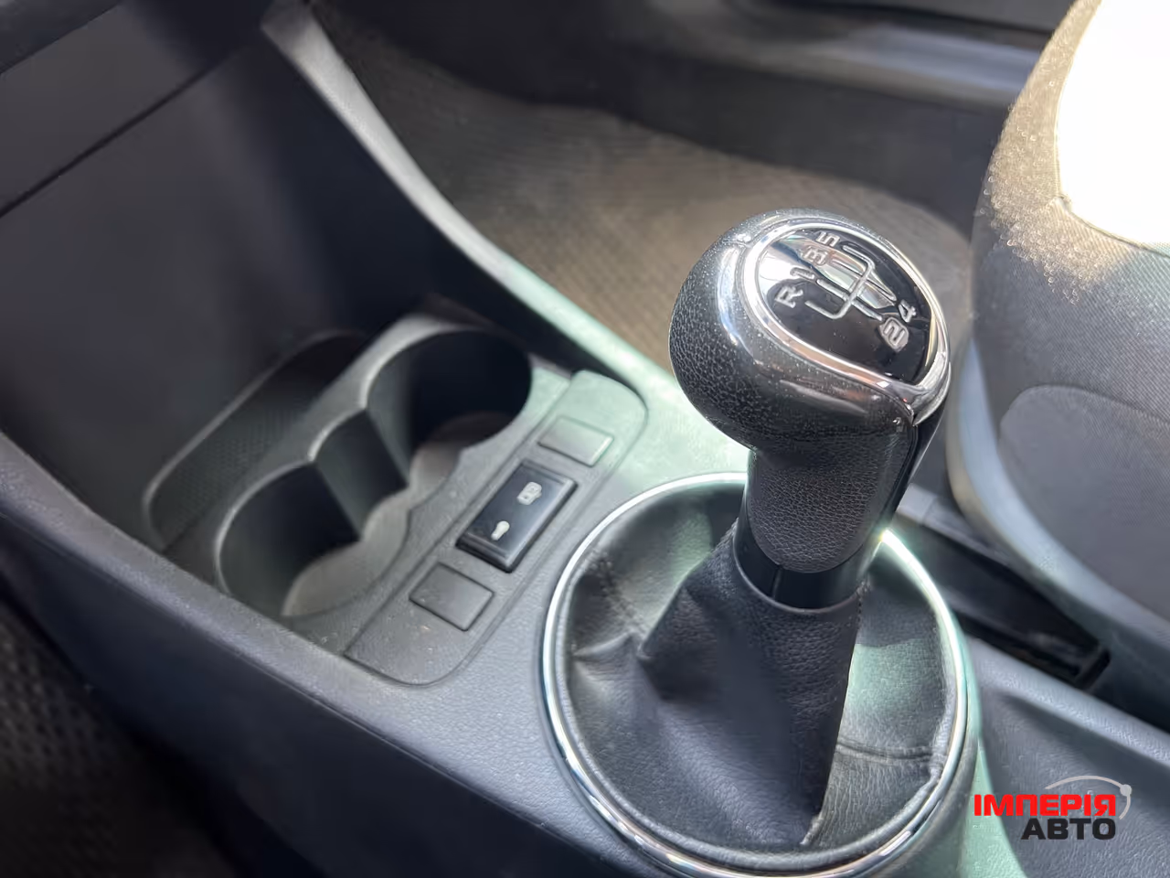 Skoda Fabia - фото 20