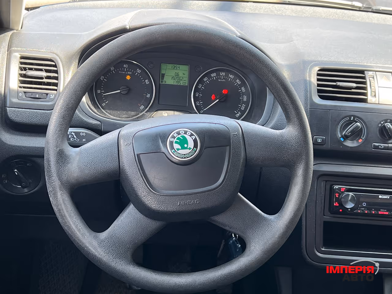 Skoda Fabia - фото 14