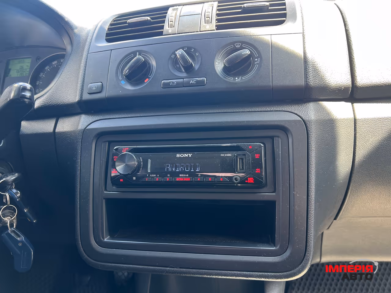 Skoda Fabia - фото 17