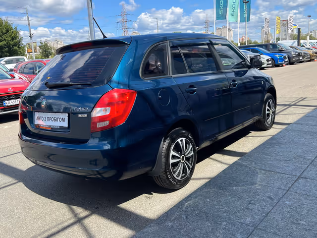 Skoda Fabia - зображення 4