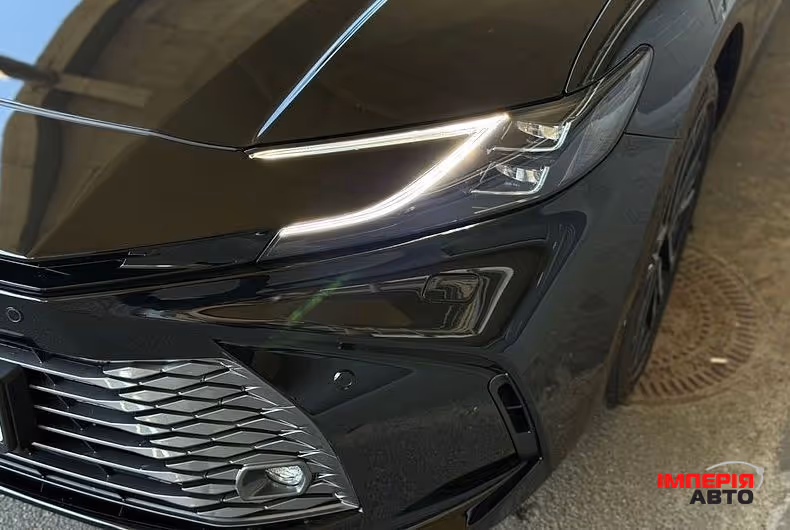 Toyota Camry - фото 6