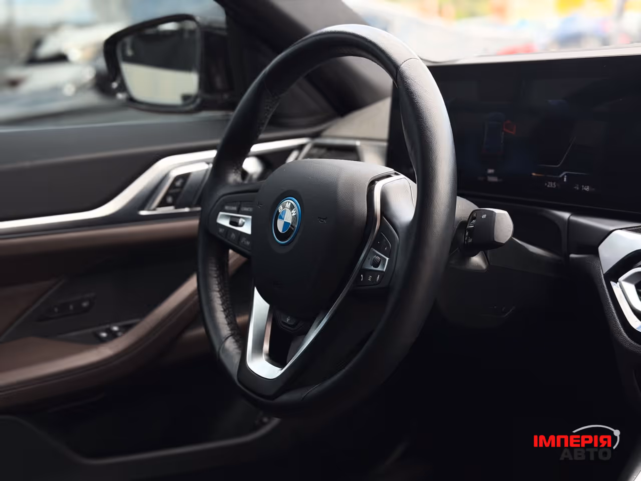 BMW i4 - фото 8