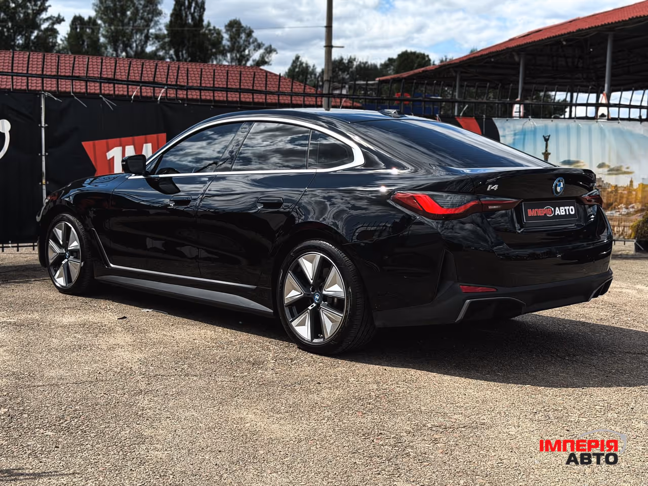 BMW i4 - фото 6