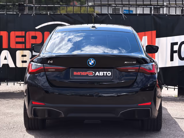 BMW i4 - зображення 5