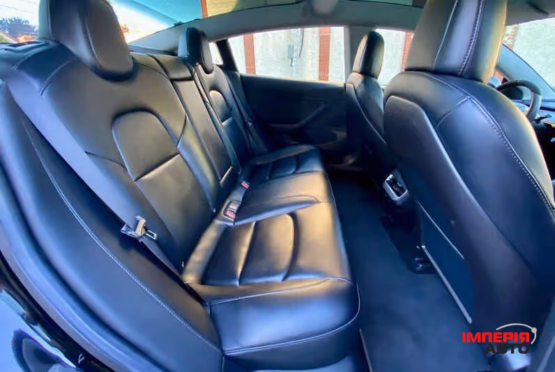 Tesla Model 3 - фото 15