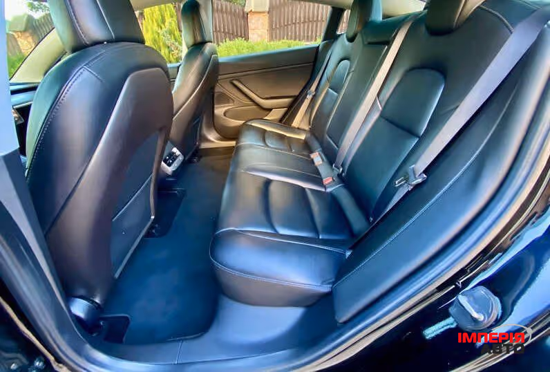 Tesla Model 3 - фото 14