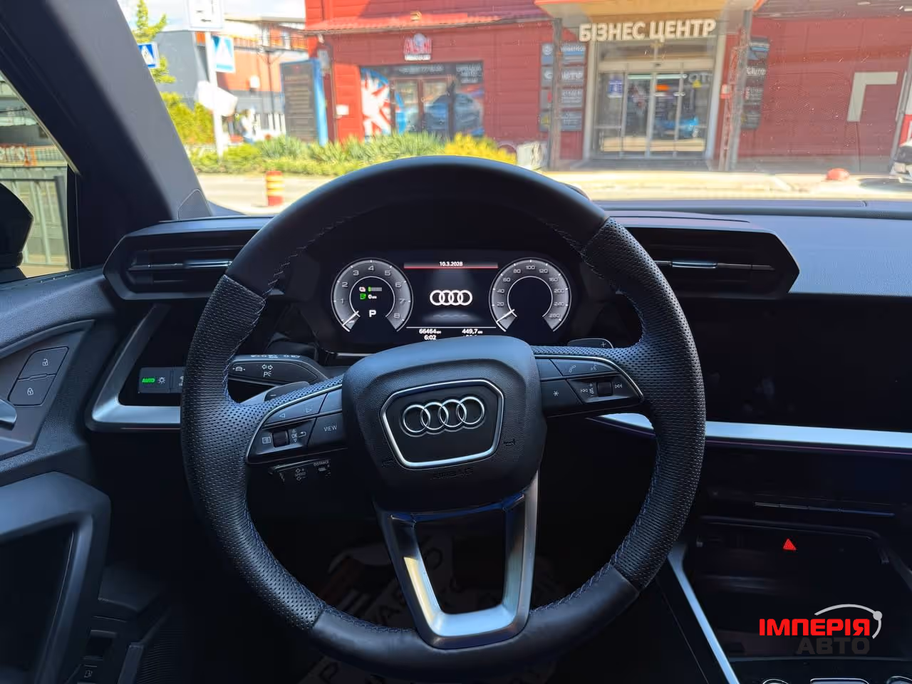 Audi A3 - фото 8