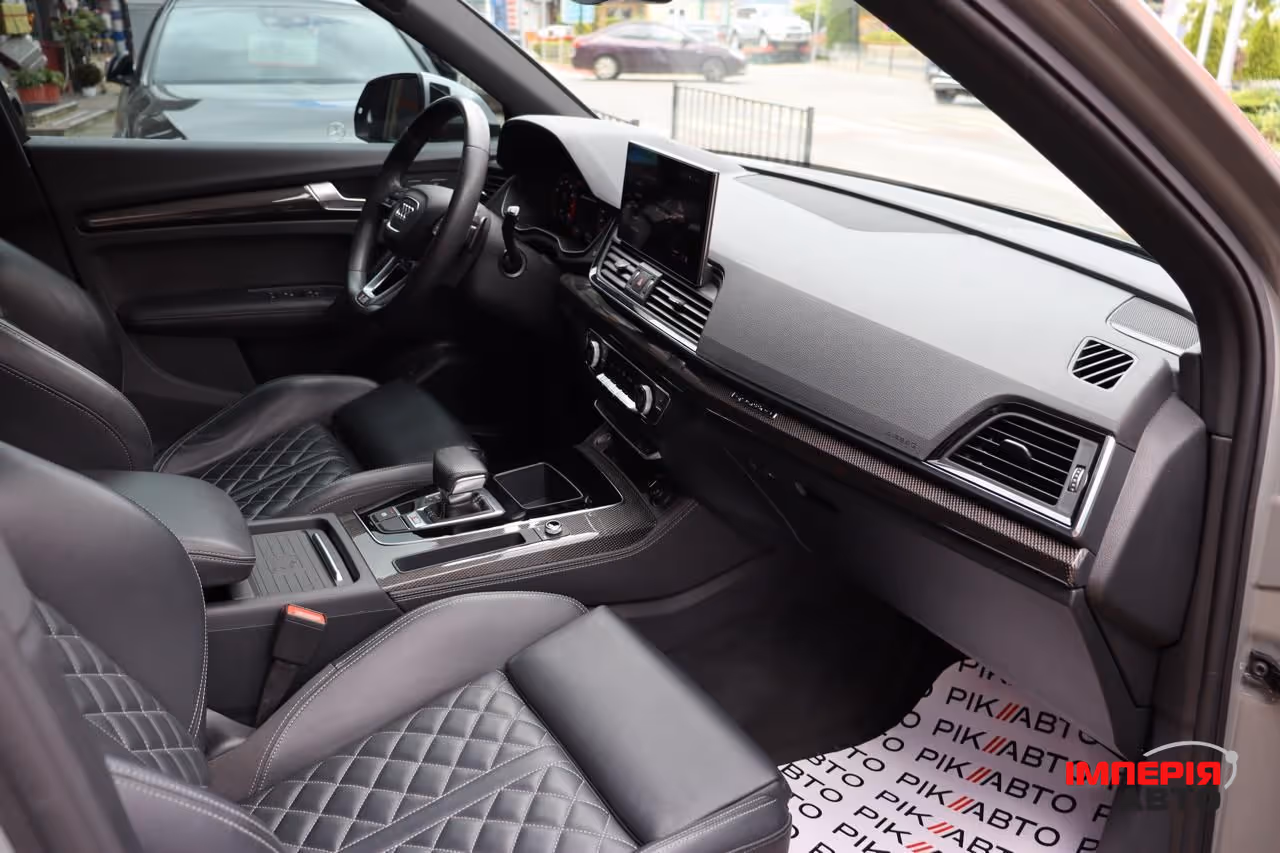 Audi SQ5 Sportback - фото 10