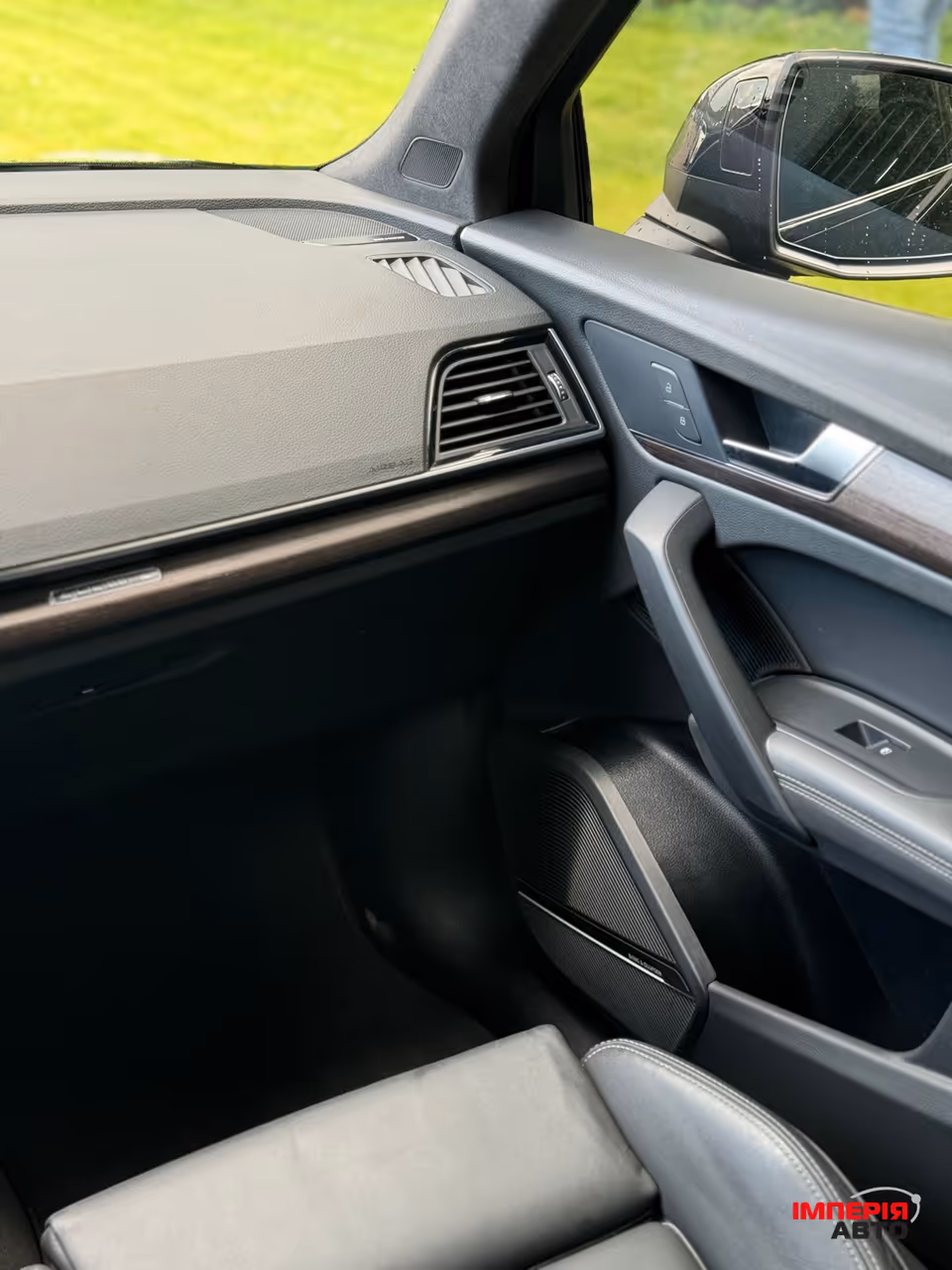 Audi Q5 - фото 10