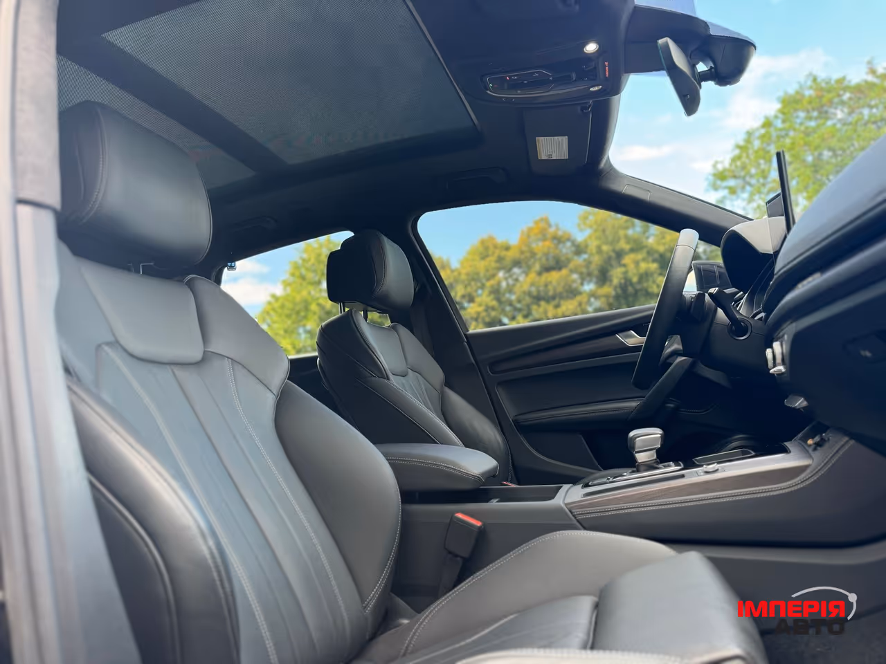 Audi Q5 - фото 11