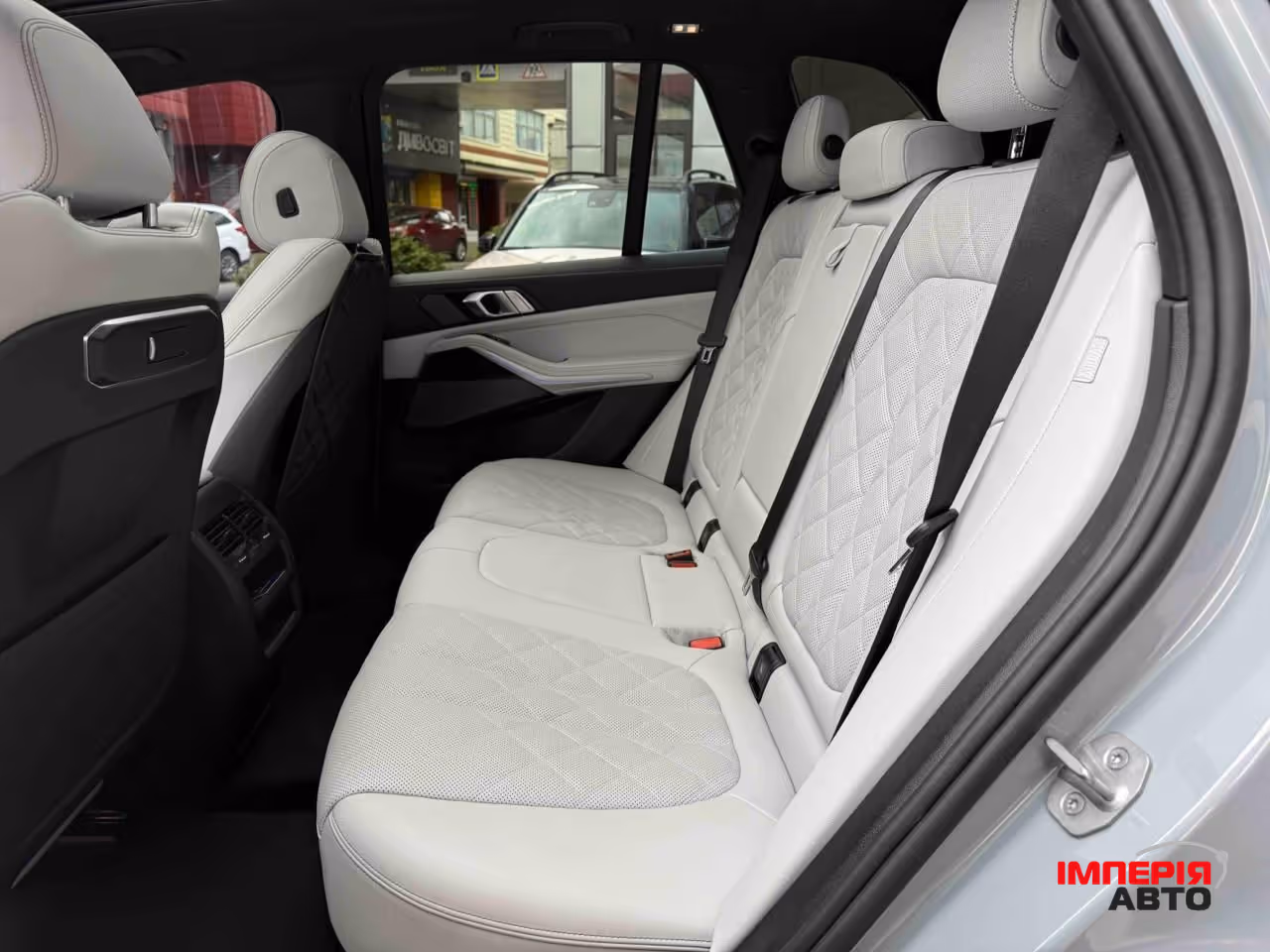 BMW X5 - фото 6