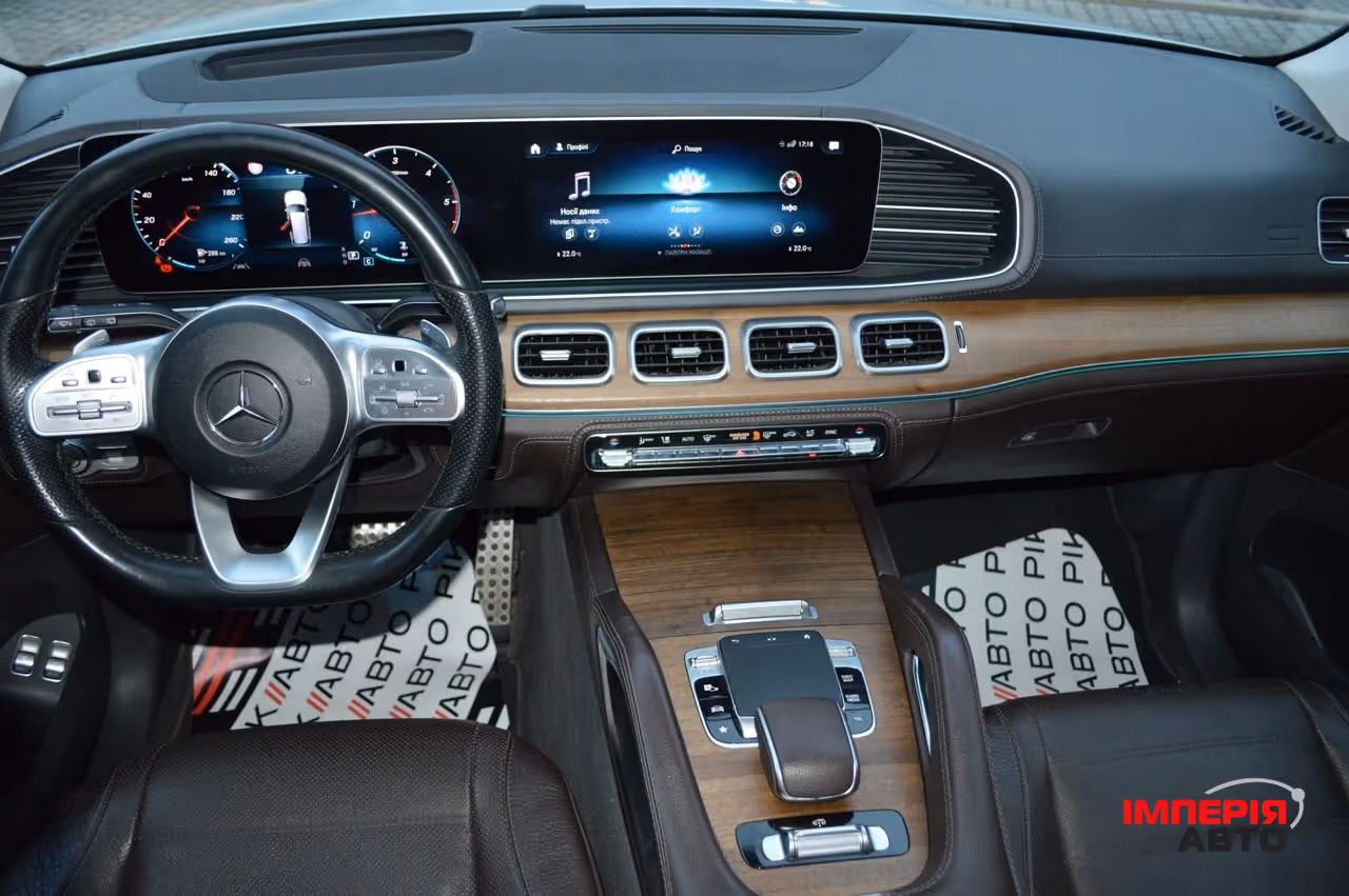 Mercedes-Benz GLS - фото 8