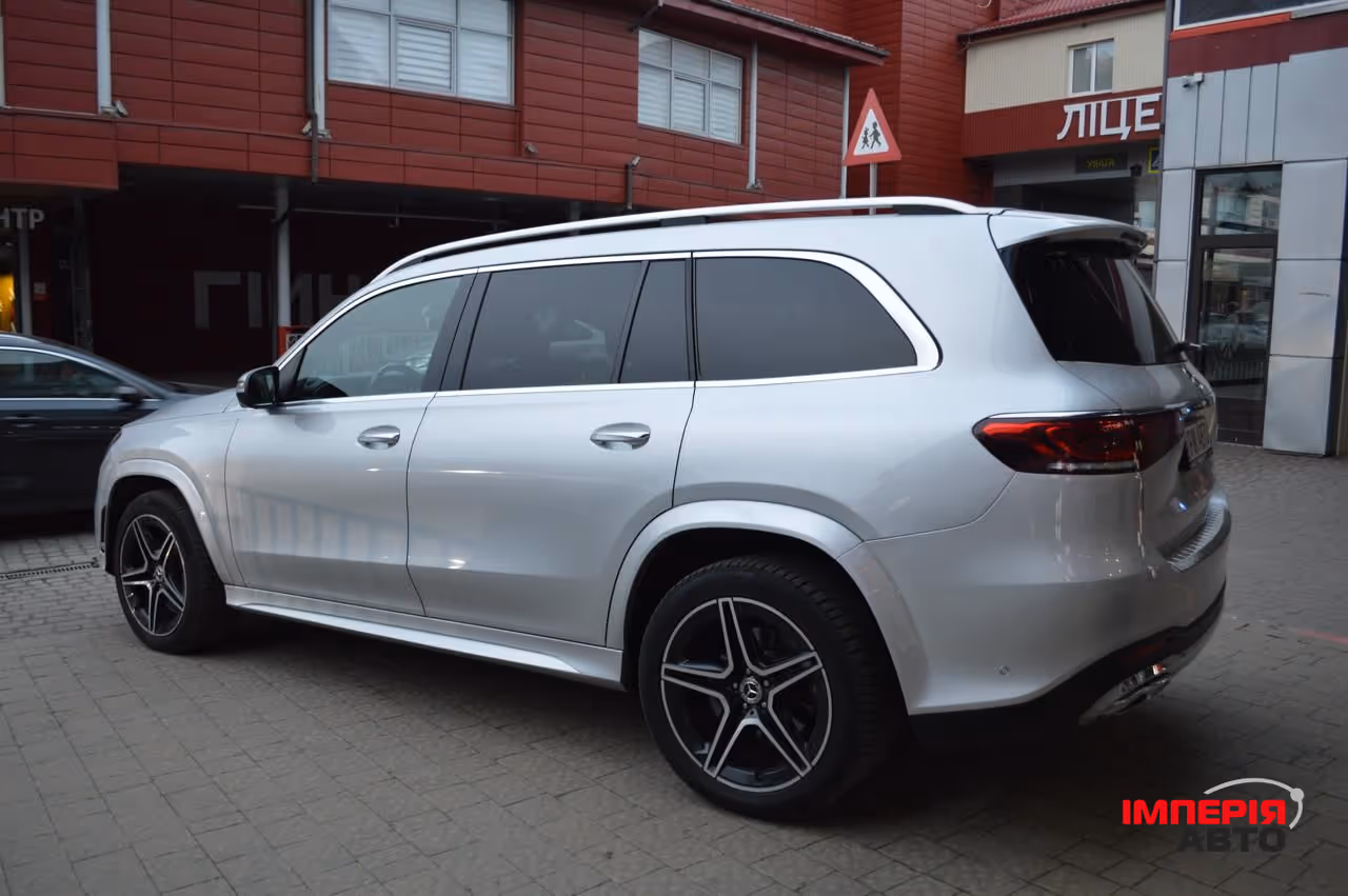 Mercedes-Benz GLS - фото 4