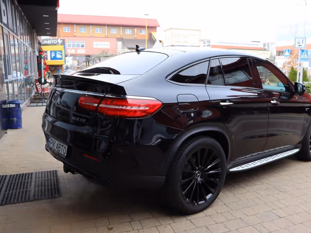 Mercedes-Benz GLE Coupe AMG - зображення 3