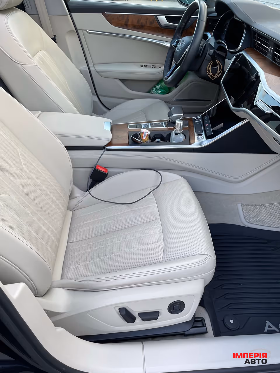 Audi A6 - фото 45