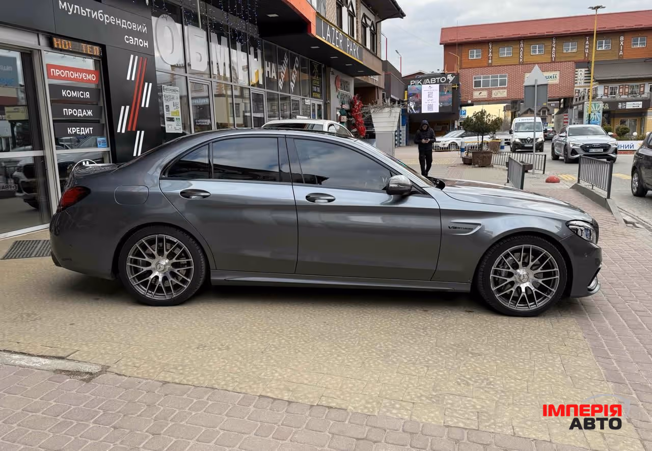 Mercedes-Benz C-Класс AMG - фото 3