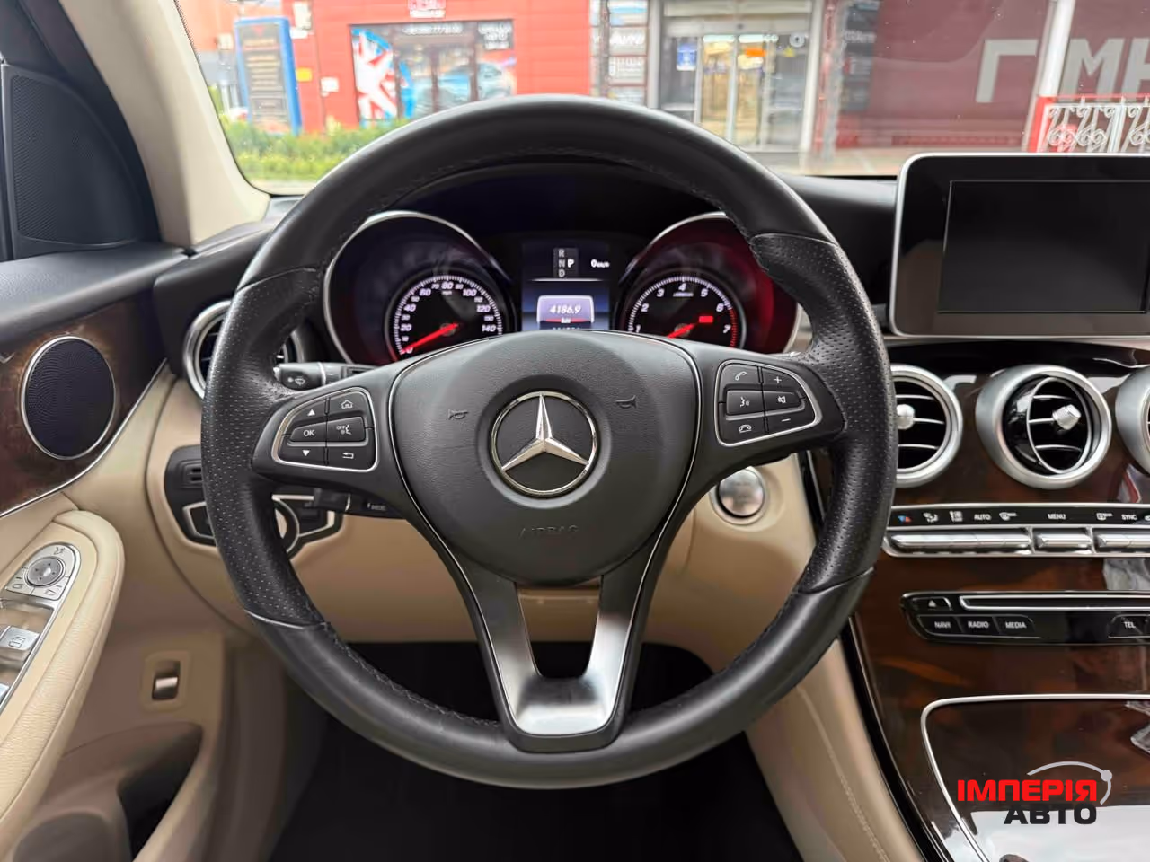 Mercedes-Benz GLC - фото 7