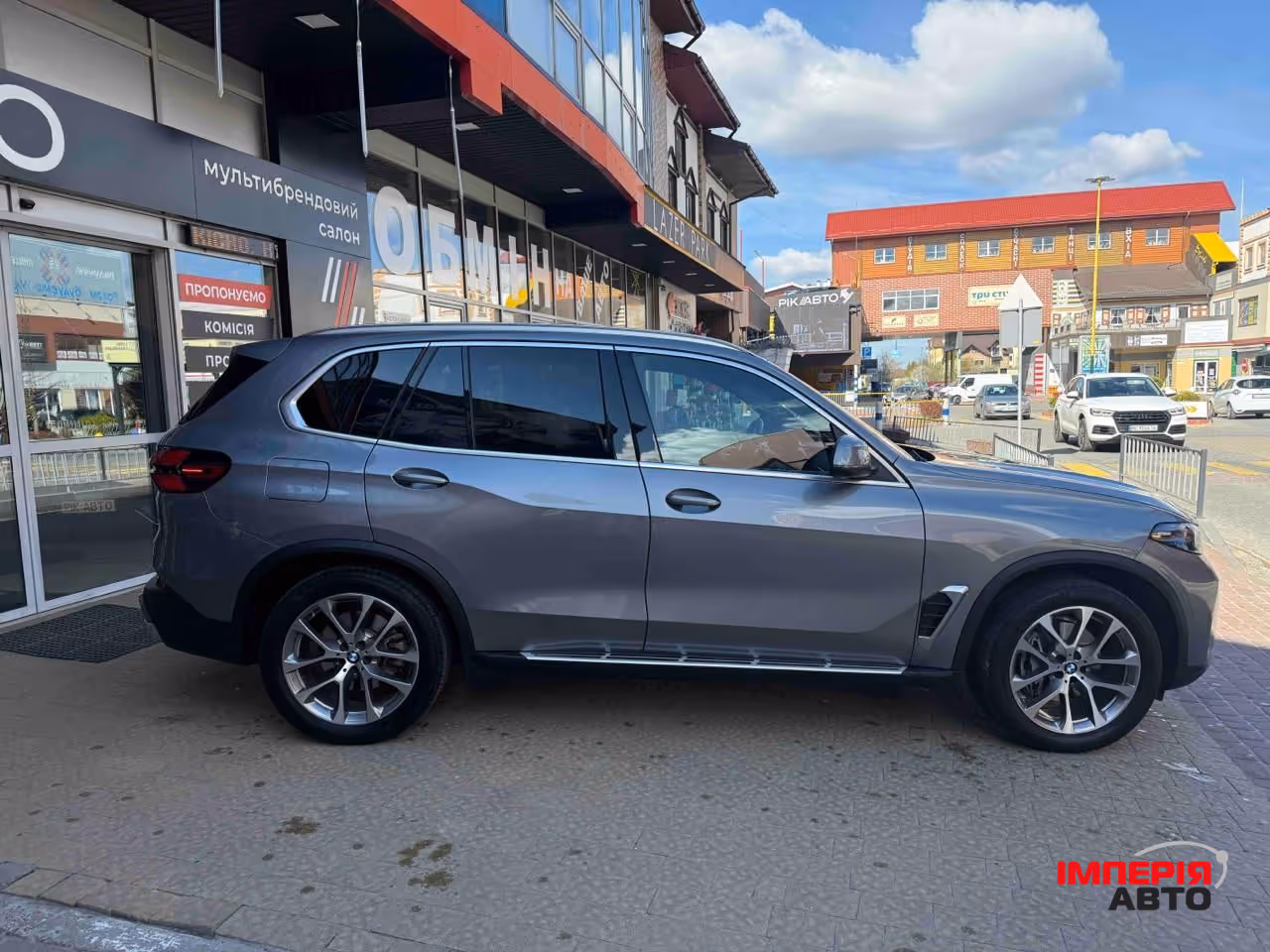 BMW X5 - фото 2