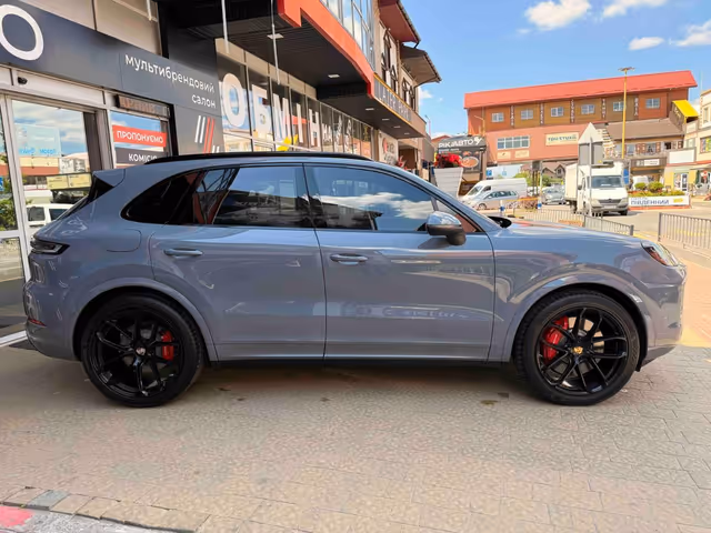 Porsche Cayenne - зображення 3