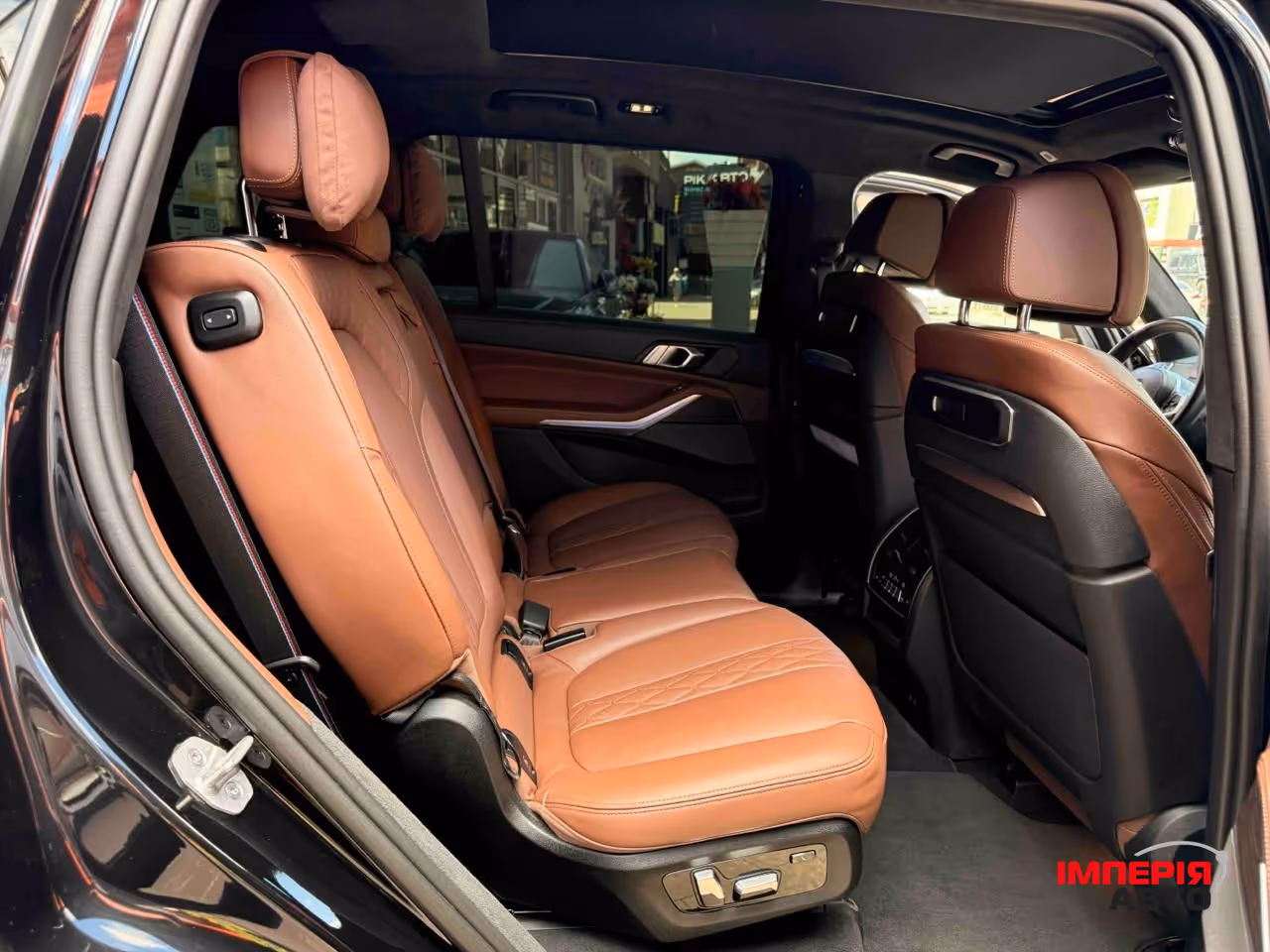 BMW X7 - фото 10