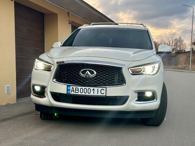 Infiniti QX60 - фото 2