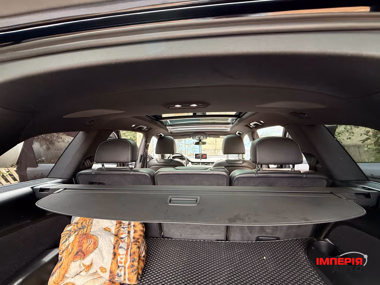Audi Q7 - фото 40