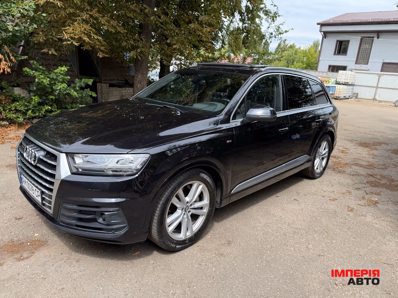 Audi Q7 - фото 26