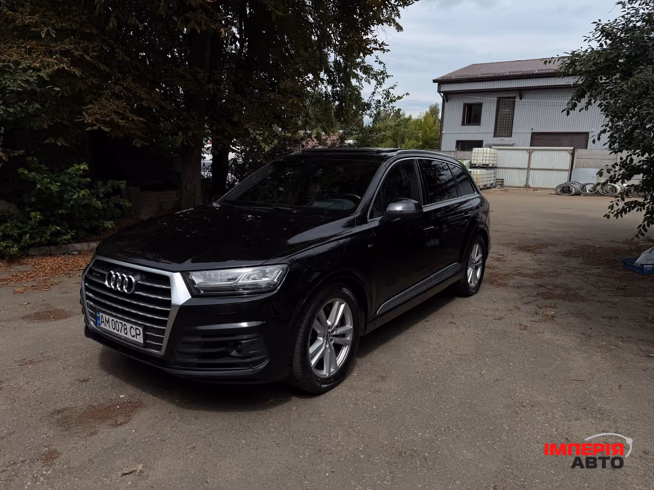 Audi Q7 - фото 29