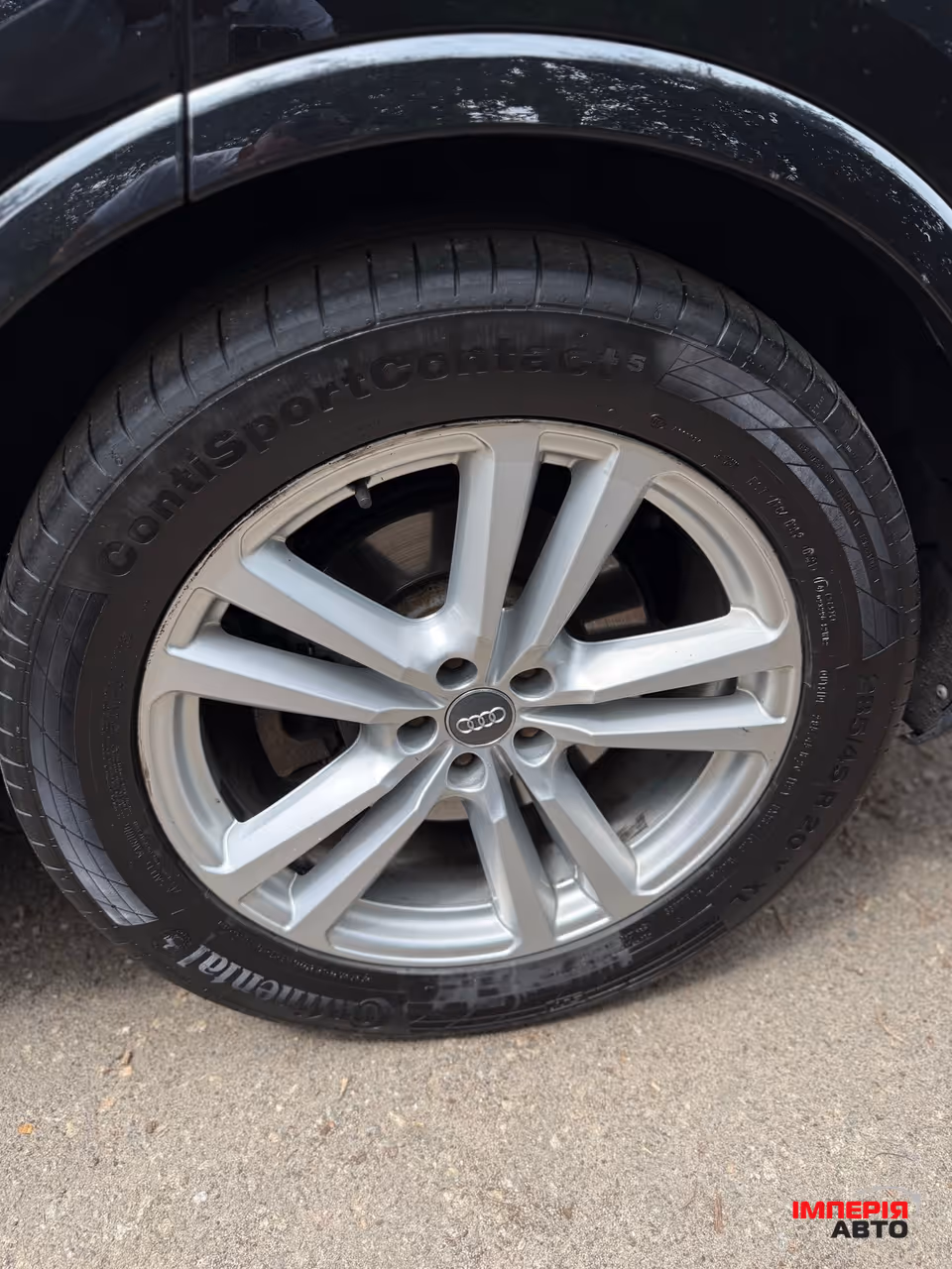 Audi Q7 - фото 24