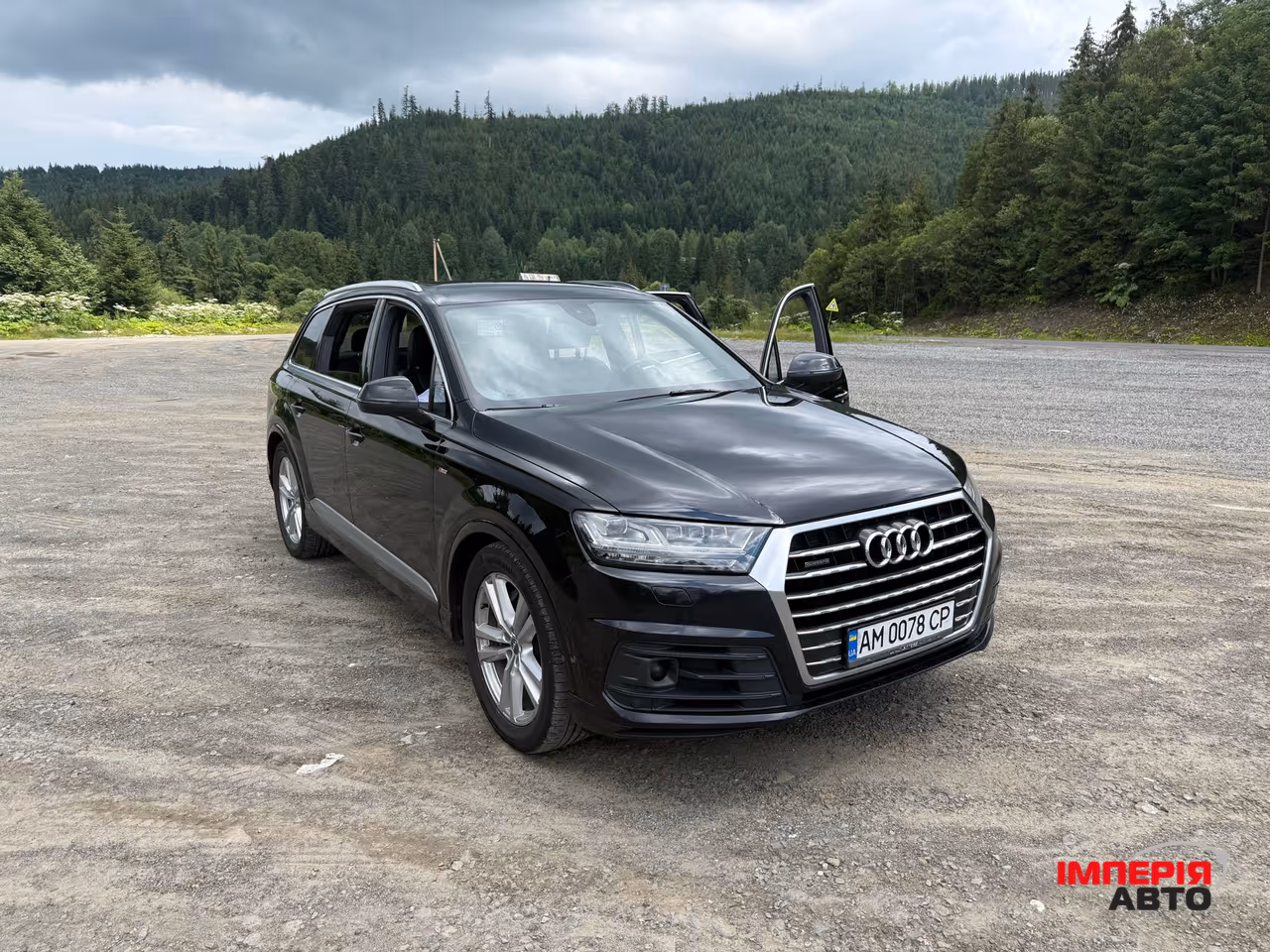 Audi Q7 - фото 9