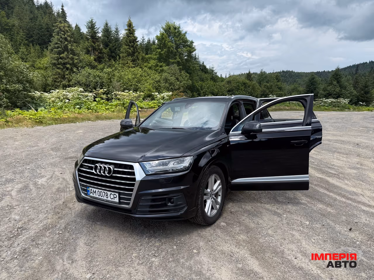 Audi Q7 - фото 14