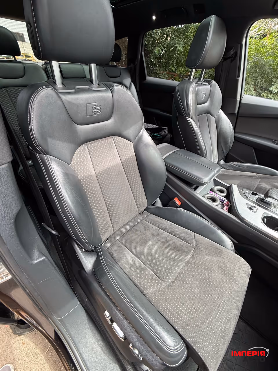 Audi Q7 - фото 34