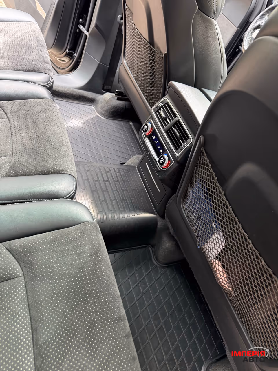 Audi Q7 - фото 51