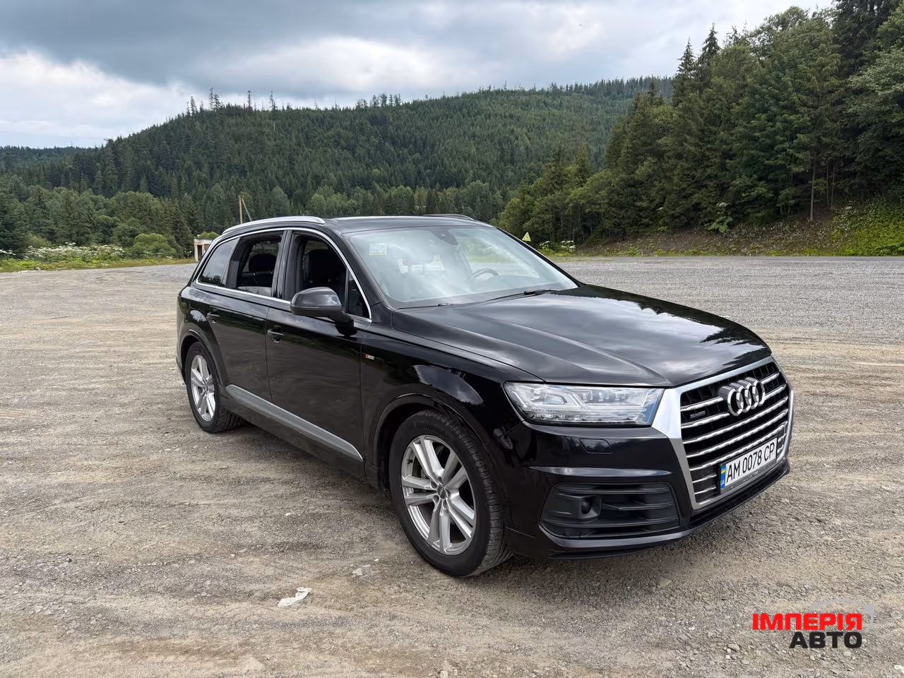 Audi Q7 - фото 1