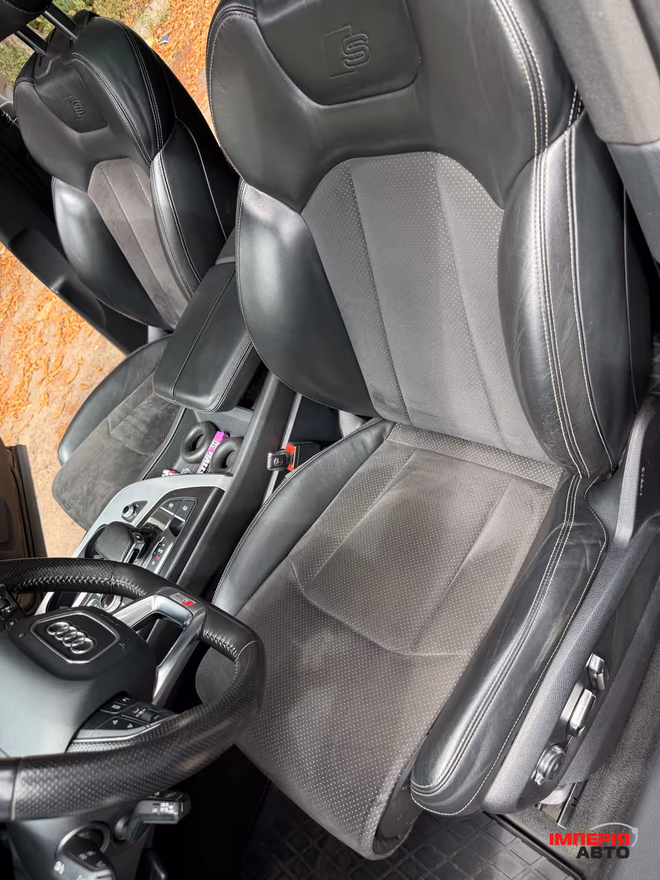 Audi Q7 - фото 37