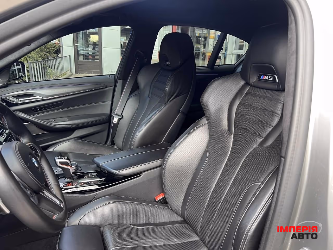 BMW M5 - фото 5