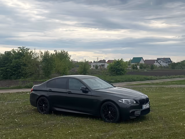 BMW 5 серії - зображення 1
