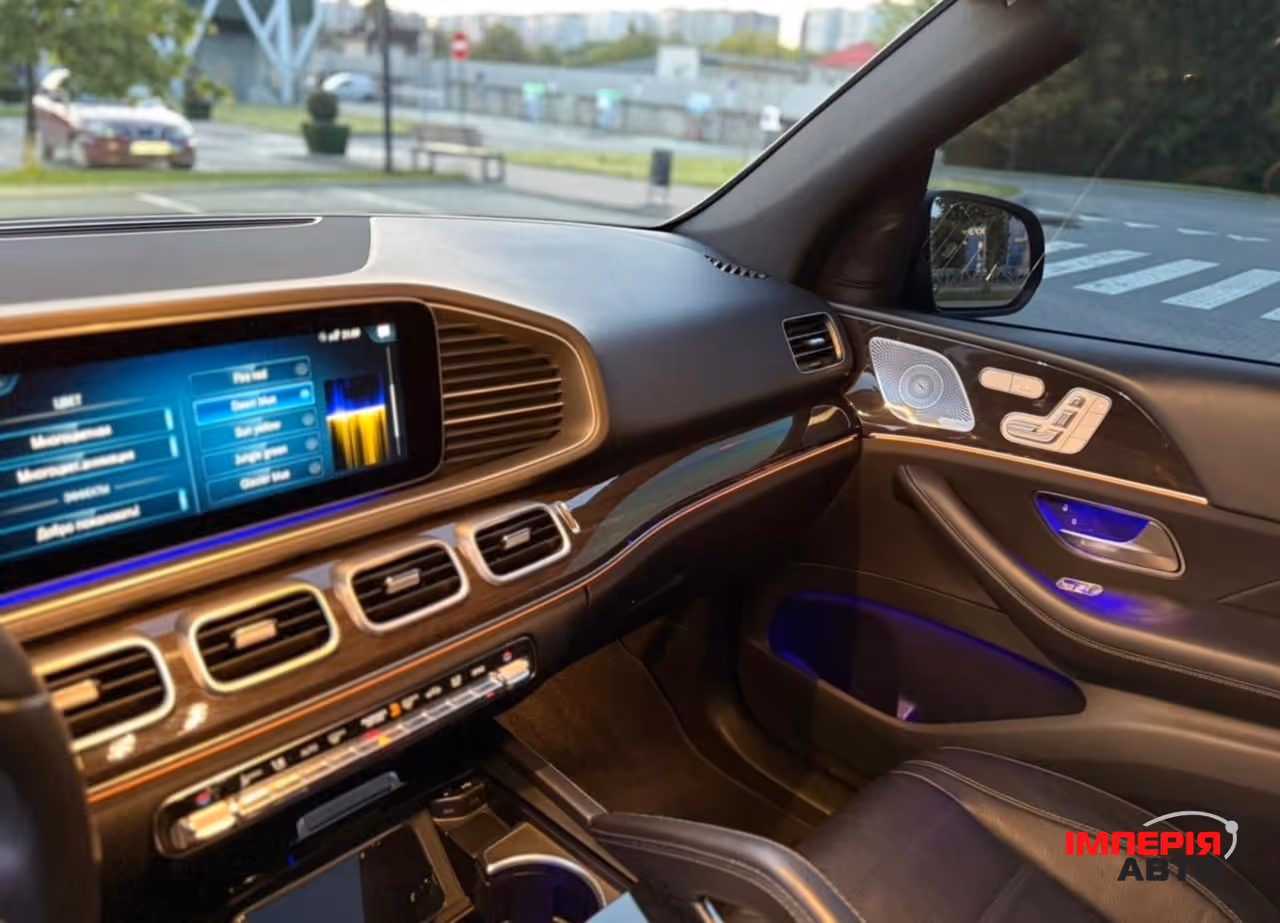Mercedes-Benz GLE - фото 8