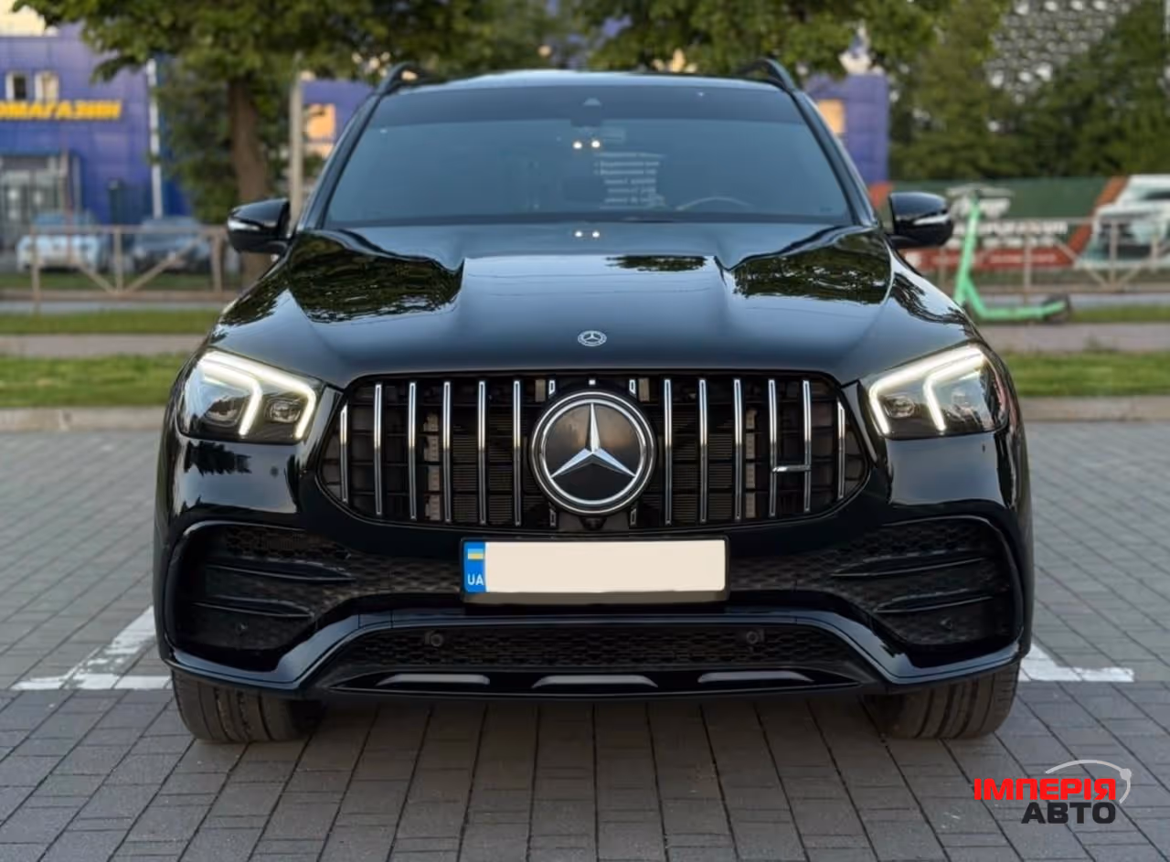 Mercedes-Benz GLE - фото 1