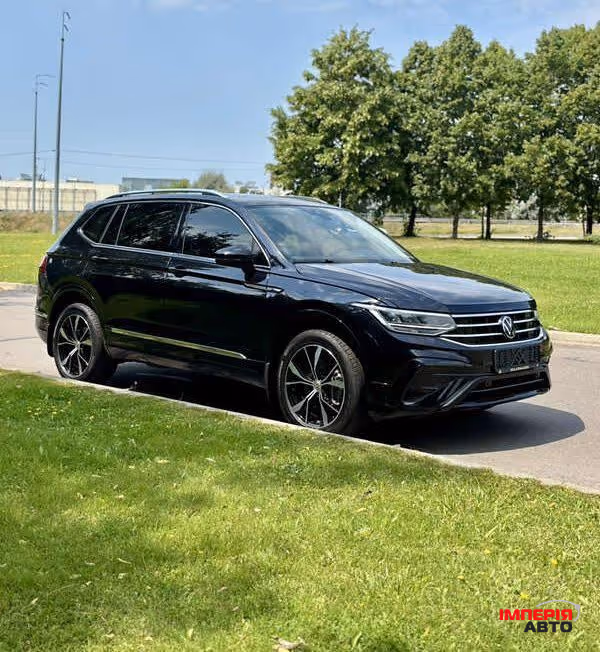 Volkswagen Tiguan - фото 7