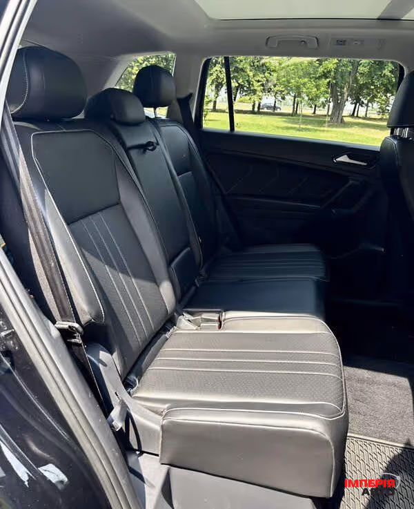 Volkswagen Tiguan - фото 11