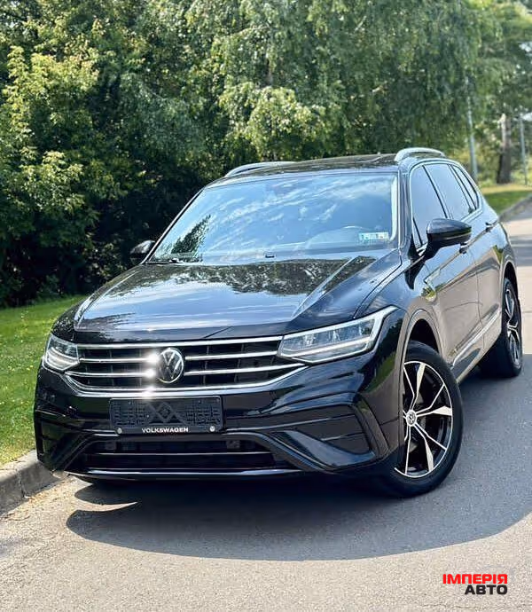 Volkswagen Tiguan - фото 1