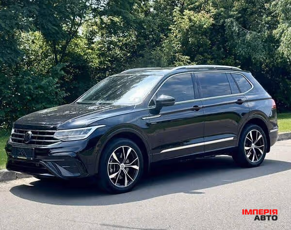 Volkswagen Tiguan - фото 4