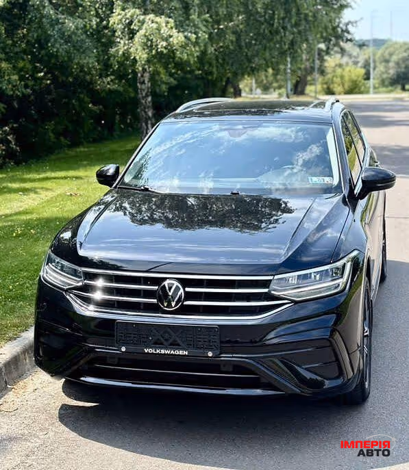 Volkswagen Tiguan - фото 2