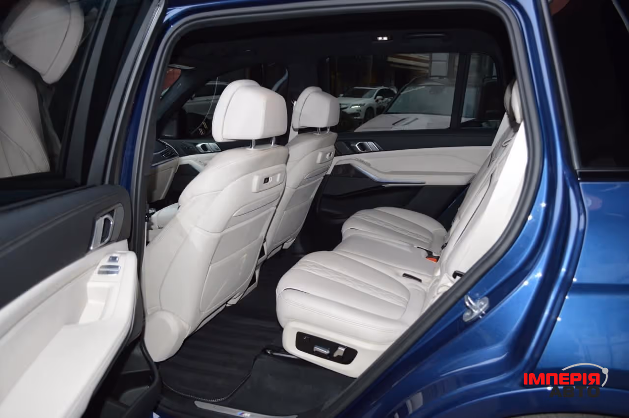 BMW X7 - фото 6